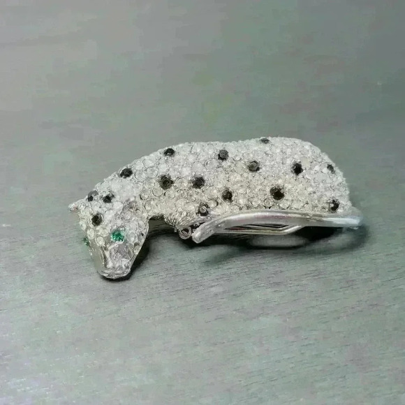Vintage Kenneth Jay Lane Signed‎ Beautiful Silver Tone Leopard Rhinestone Brooch - Picture 1 of 11